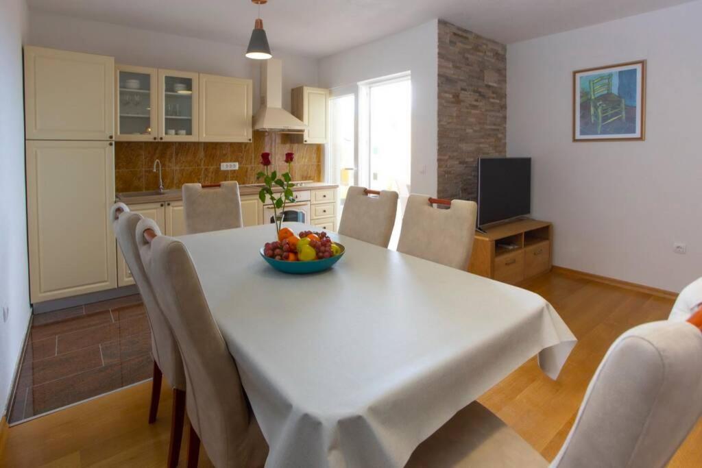 Apartments Vladimir #4 Makarska Exterior foto